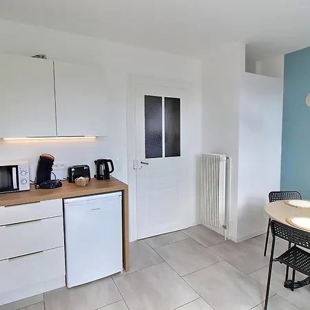 Renove A Avec Jardin Et Terrasse - Fr-1-722-11 *