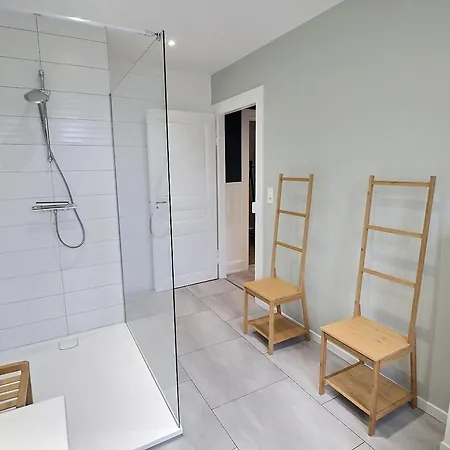 Renove A Avec Jardin Et Terrasse - Fr-1-722-11 Apartment *