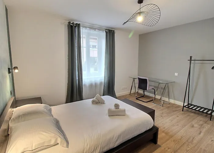 Renove A Avec Jardin Et Terrasse - Fr-1-722-11 דירה